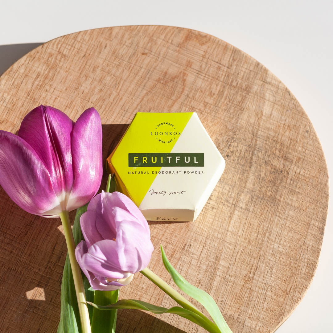 Fruitful Puder-Deodorant - Fruchtiger Duft, Waldmikroben