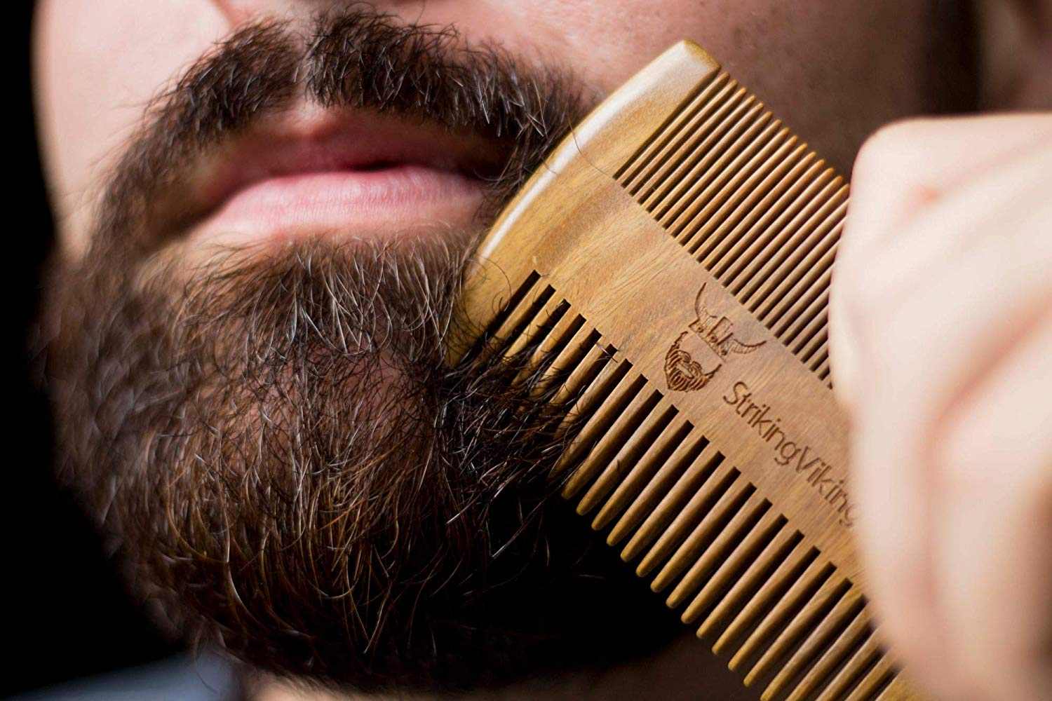 Sandalwood Wooden Beard Comb - Brown